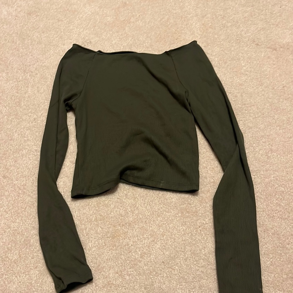 green off shoulder cropped shirt